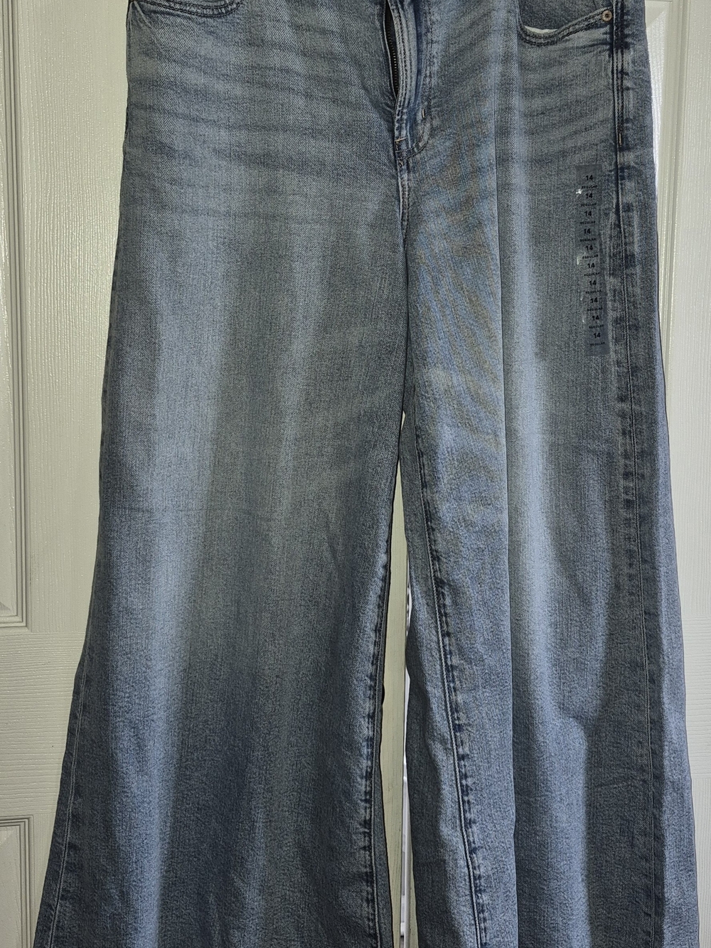 AMERICAN EAGLE A- LINE fit Light Blue Wide-Leg Jeans - Picture 13 of 14